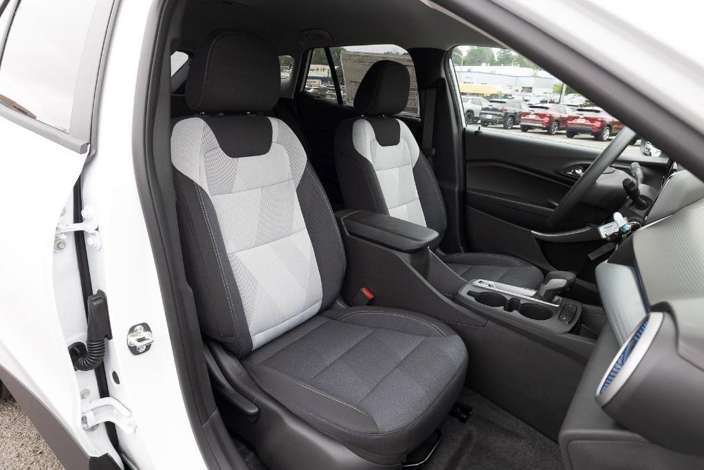 new 2025 Chevrolet Trax car, priced at $20,845