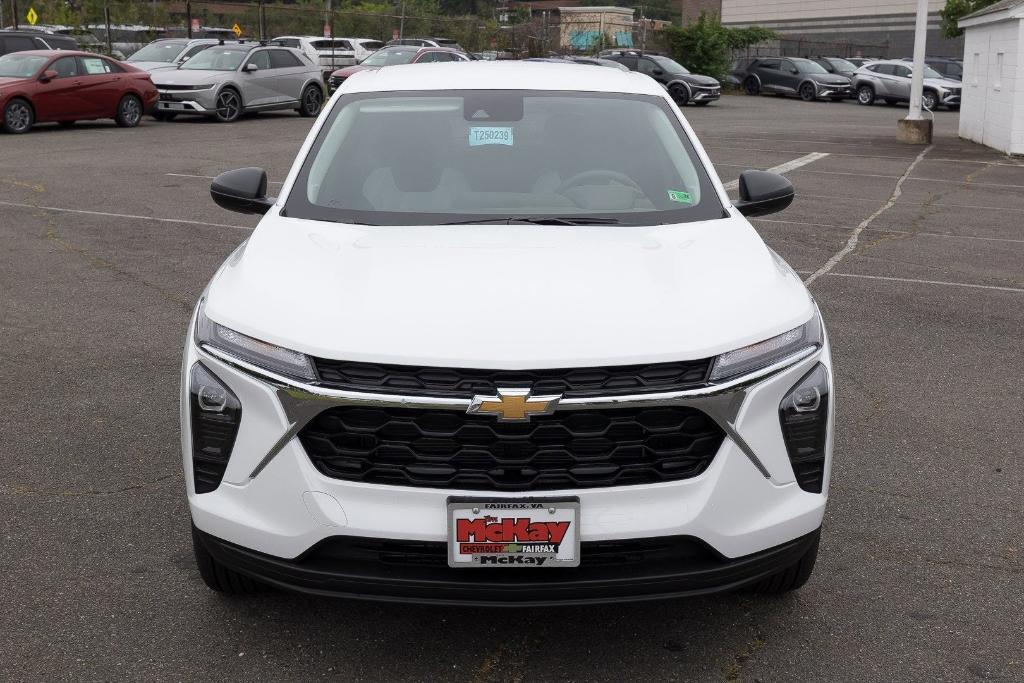 new 2025 Chevrolet Trax car, priced at $20,845