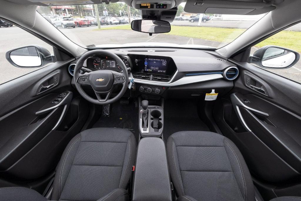new 2025 Chevrolet Trax car, priced at $20,845