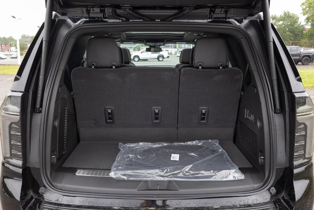 new 2025 Chevrolet Tahoe car, priced at $74,921