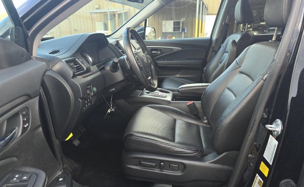 used 2022 Honda Ridgeline car, priced at $34,000