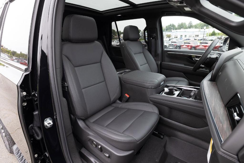 new 2025 Chevrolet Tahoe car, priced at $74,709