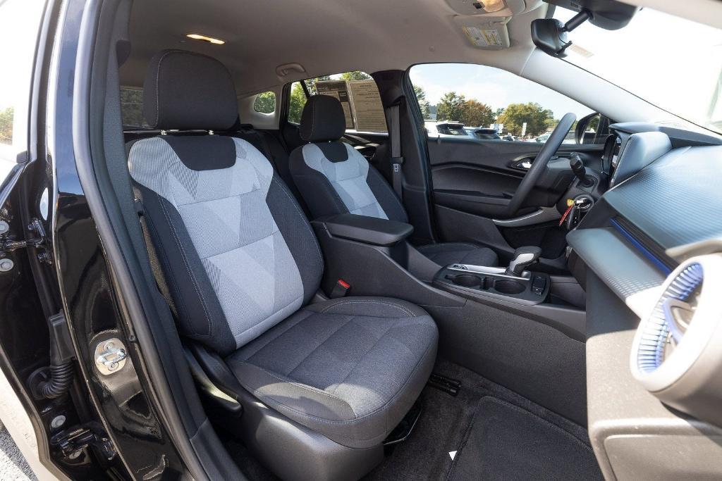 used 2024 Chevrolet Trax car, priced at $20,000