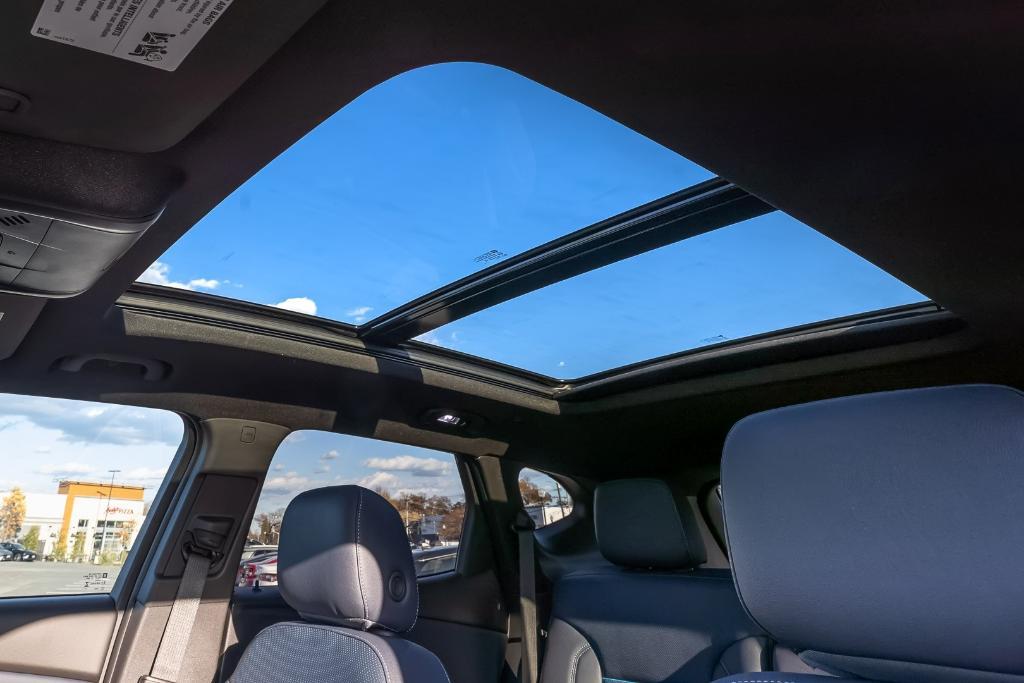 new 2025 Chevrolet Blazer car, priced at $48,385