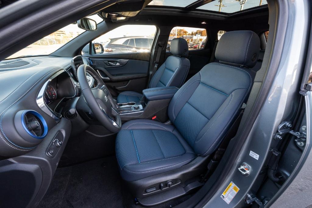 new 2025 Chevrolet Blazer car, priced at $48,385