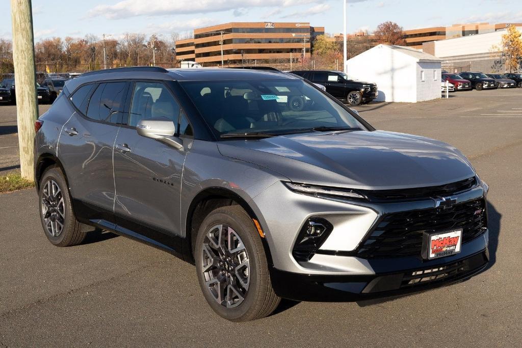 new 2025 Chevrolet Blazer car, priced at $44,884