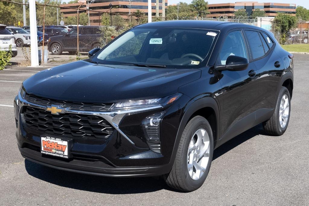 new 2025 Chevrolet Trax car, priced at $21,440