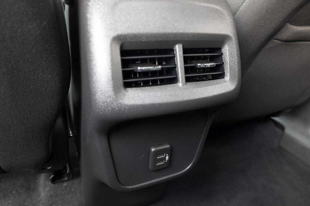 used 2021 Chevrolet Equinox car, priced at $17,000