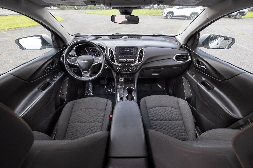 used 2021 Chevrolet Equinox car, priced at $17,000