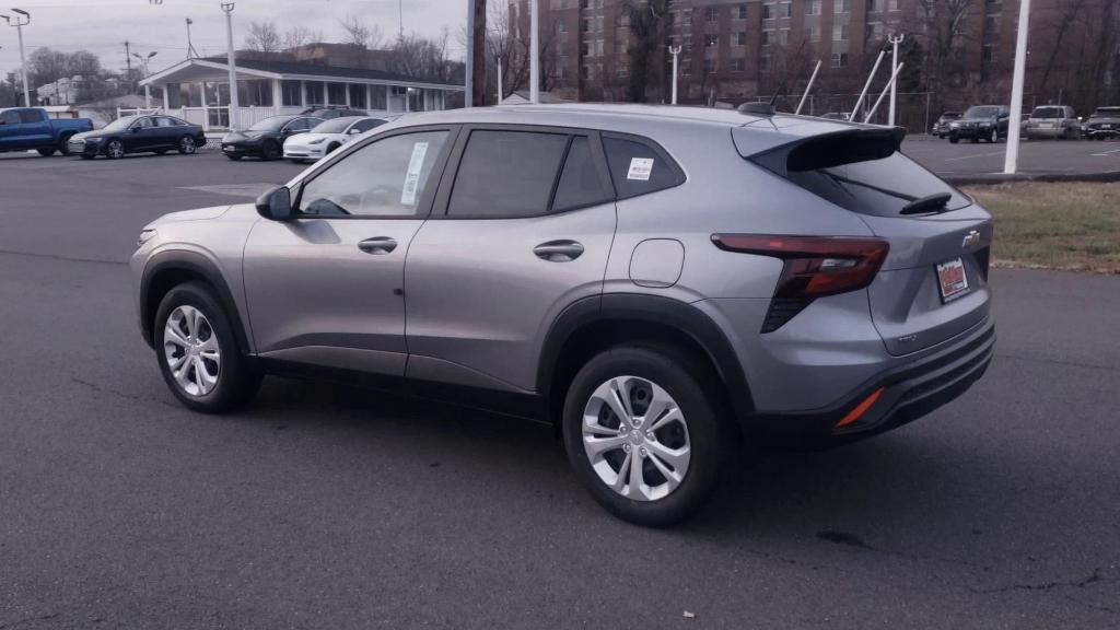 new 2025 Chevrolet Trax car, priced at $20,445