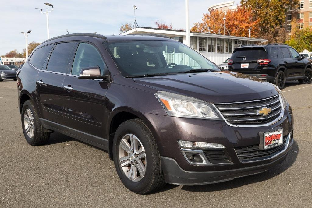 used 2015 Chevrolet Traverse car, priced at $11,000