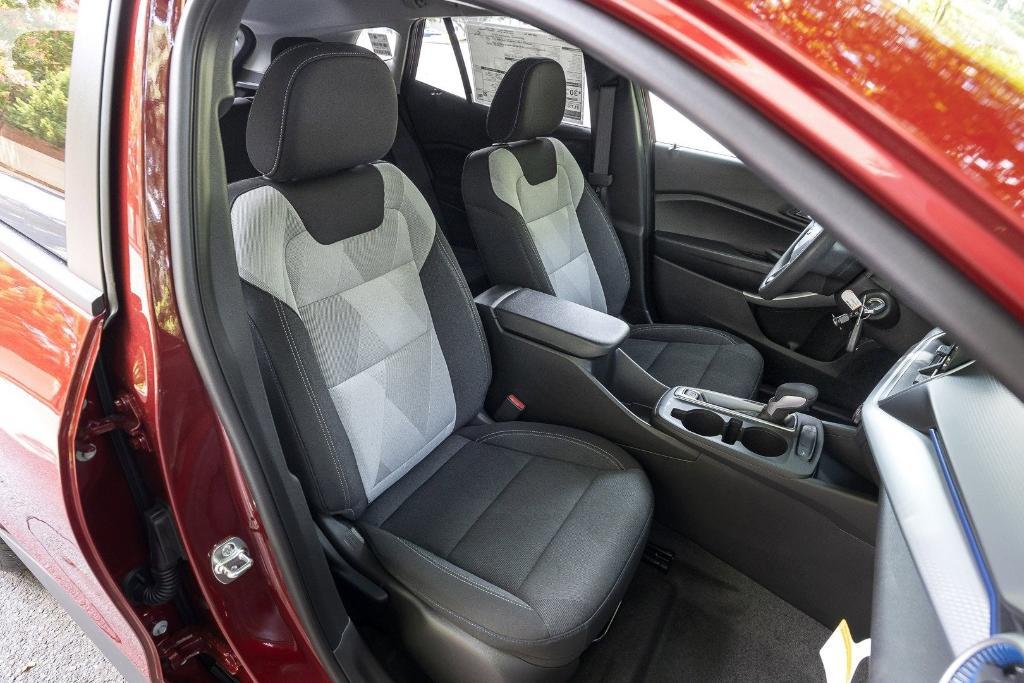 new 2025 Chevrolet Trax car, priced at $21,240