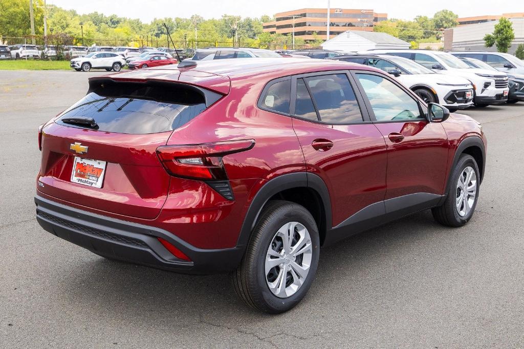 new 2025 Chevrolet Trax car, priced at $21,240