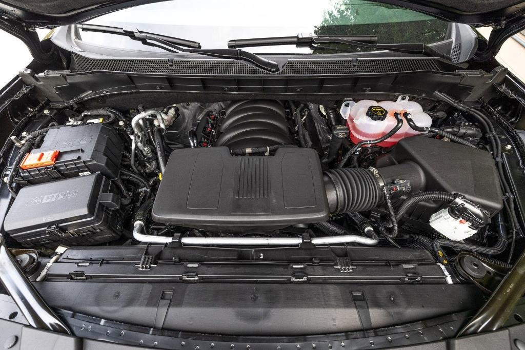 new 2025 Chevrolet Tahoe car, priced at $68,666