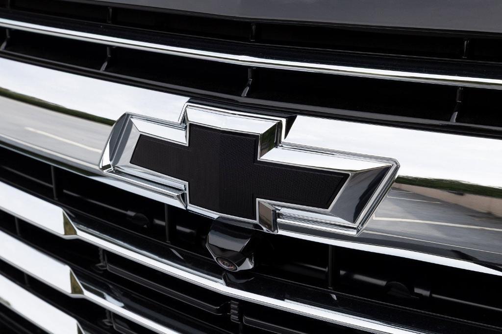 new 2025 Chevrolet Tahoe car, priced at $68,666