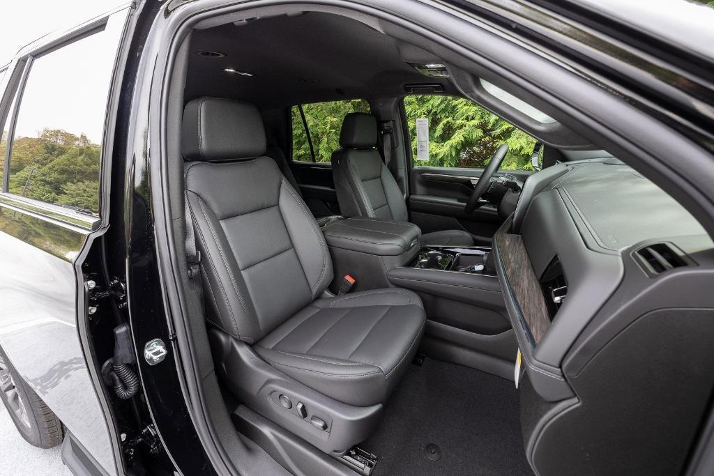 new 2025 Chevrolet Tahoe car, priced at $68,666