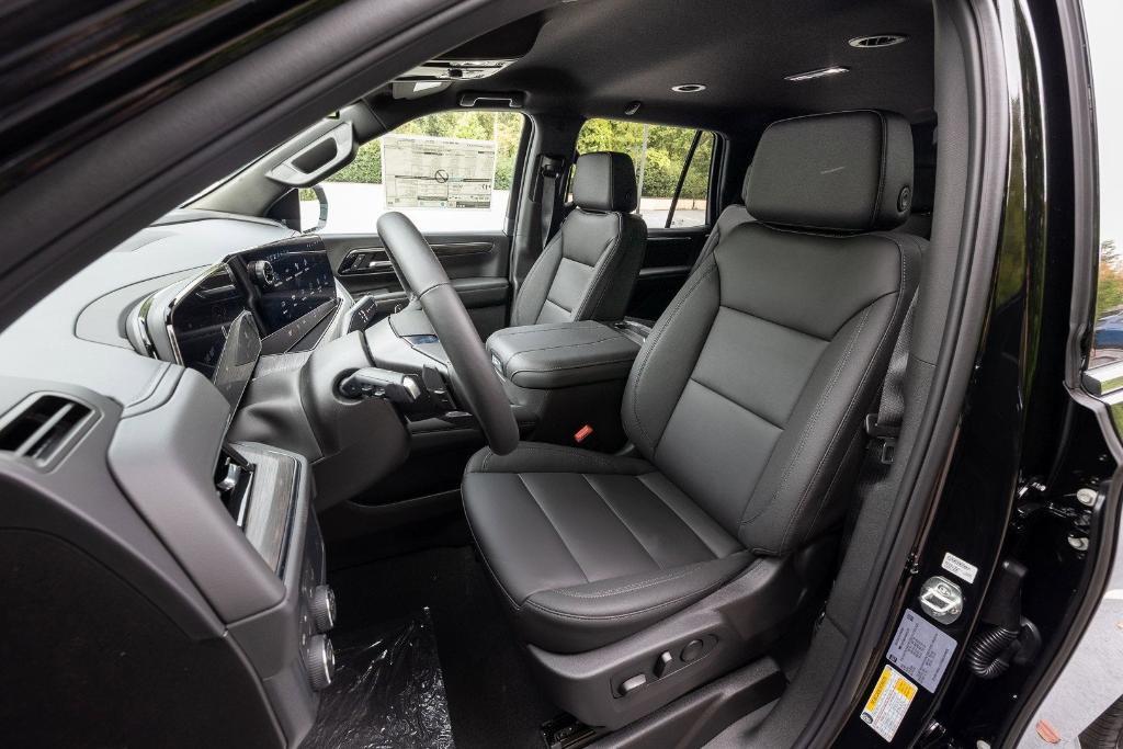 new 2025 Chevrolet Tahoe car, priced at $68,666
