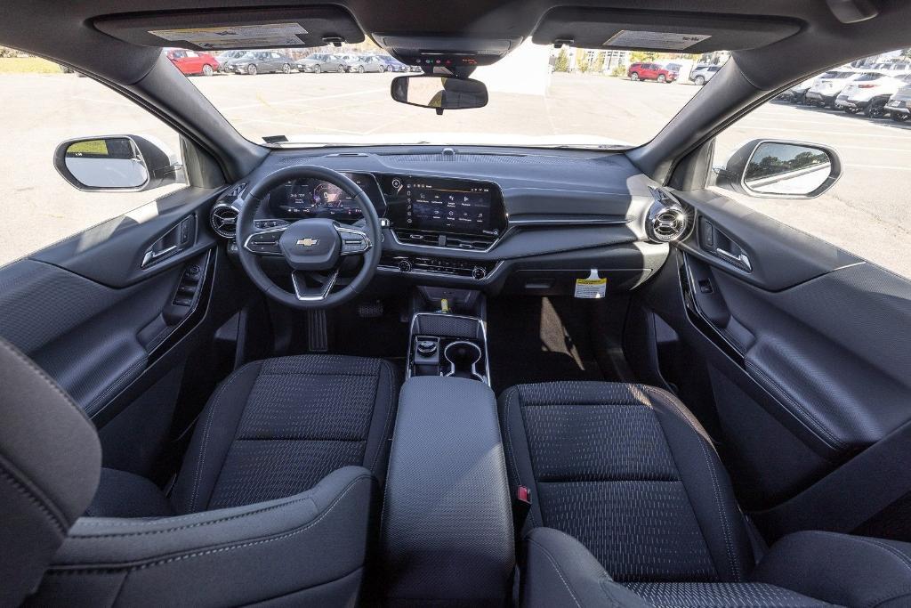 new 2026 Chevrolet Equinox car, priced at $29,999