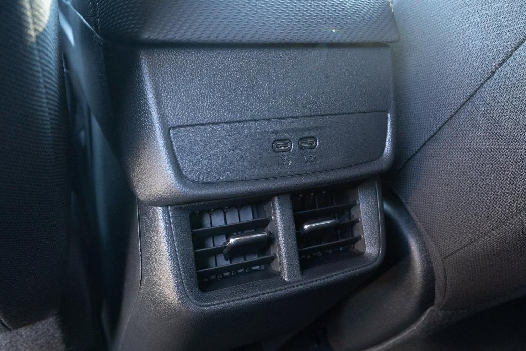 new 2026 Chevrolet Equinox car, priced at $29,999