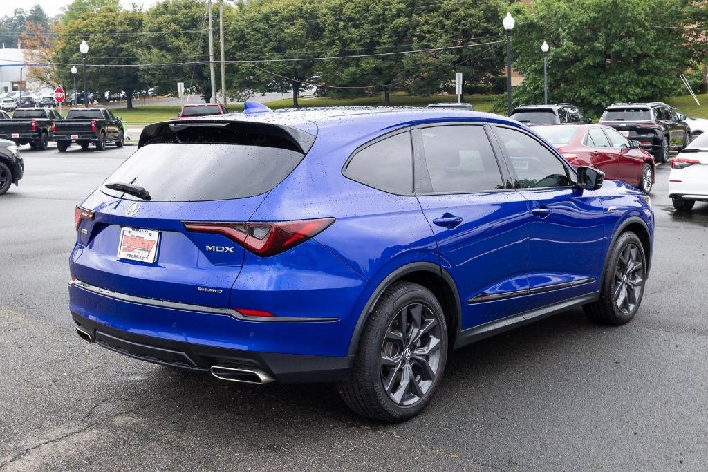 used 2022 Acura MDX car, priced at $39,476