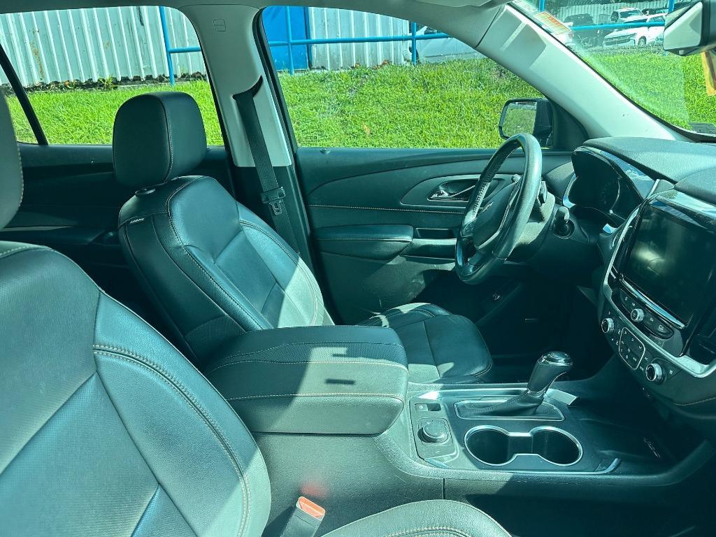 used 2020 Chevrolet Traverse car, priced at $28,642