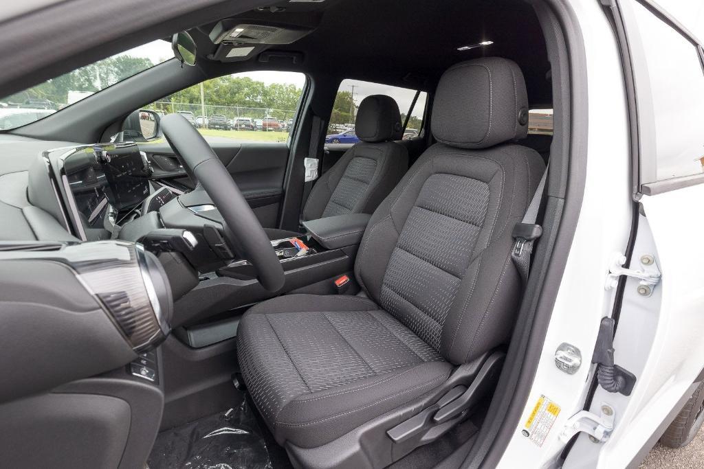 new 2026 Chevrolet Equinox car, priced at $31,365