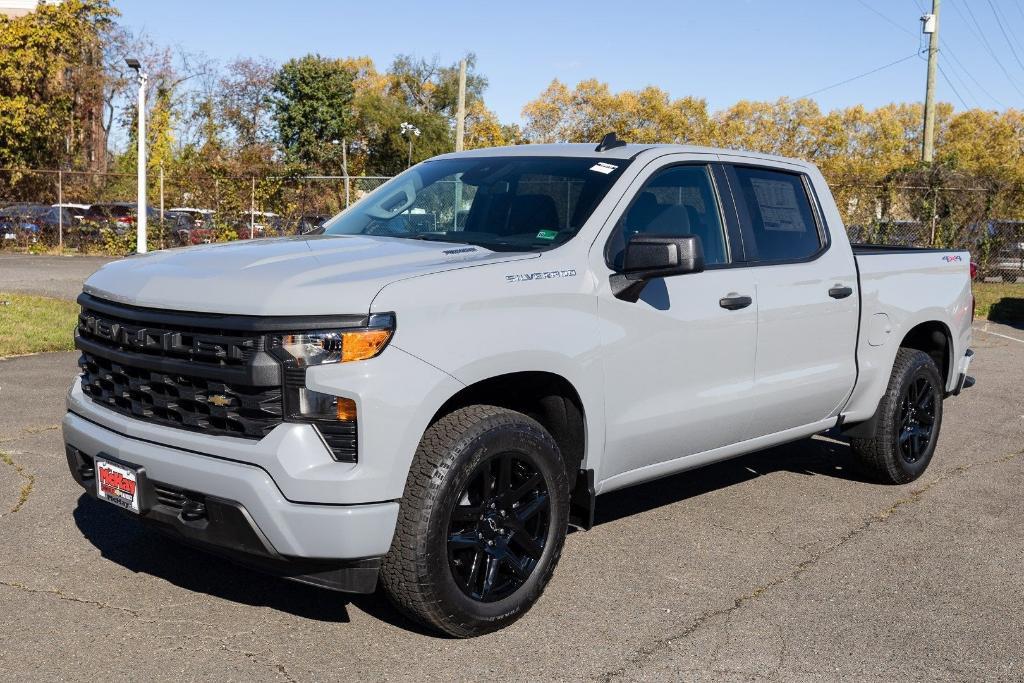 new 2025 Chevrolet Silverado 1500 car, priced at $42,000