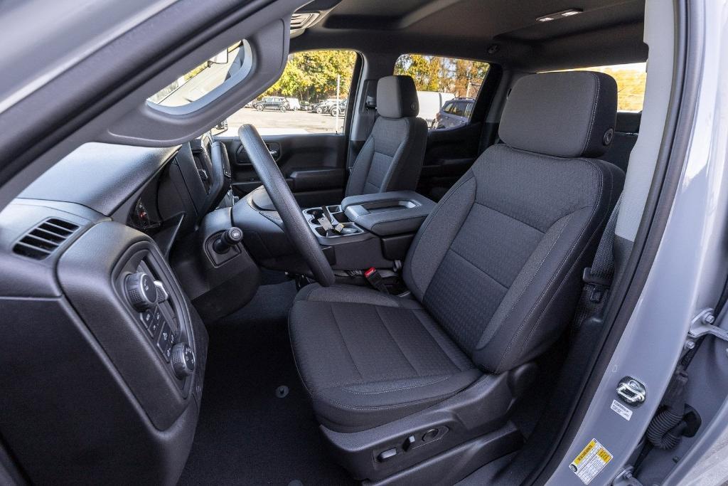 new 2025 Chevrolet Silverado 1500 car, priced at $42,000