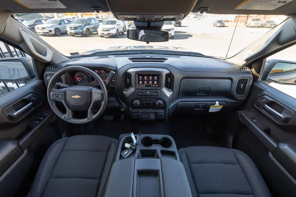 new 2025 Chevrolet Silverado 1500 car, priced at $42,000