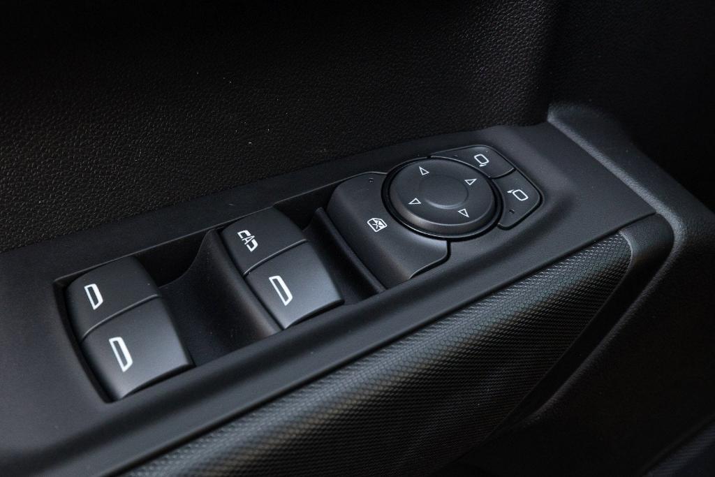 new 2025 Chevrolet Silverado 1500 car, priced at $42,000