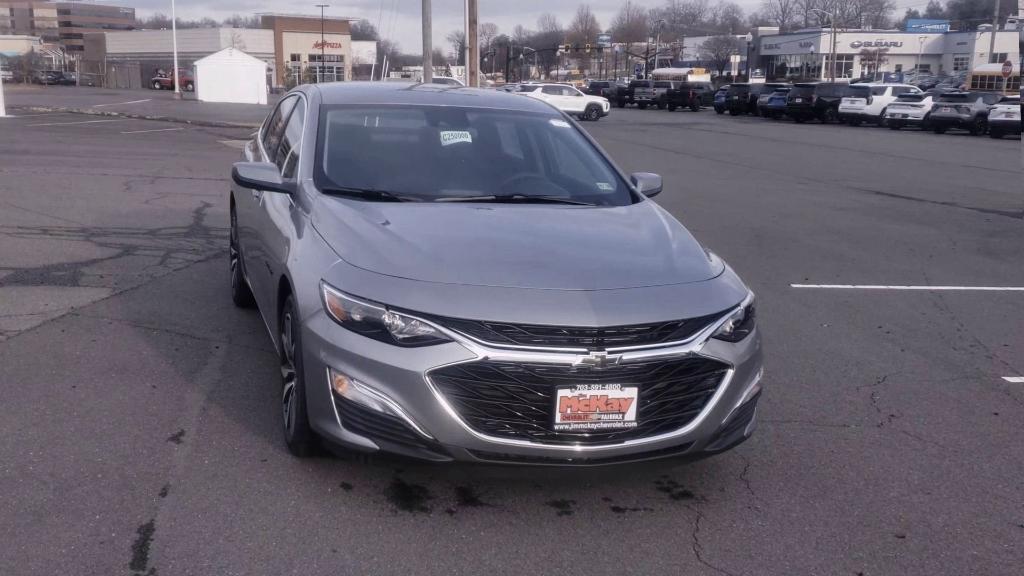 new 2025 Chevrolet Malibu car, priced at $27,445