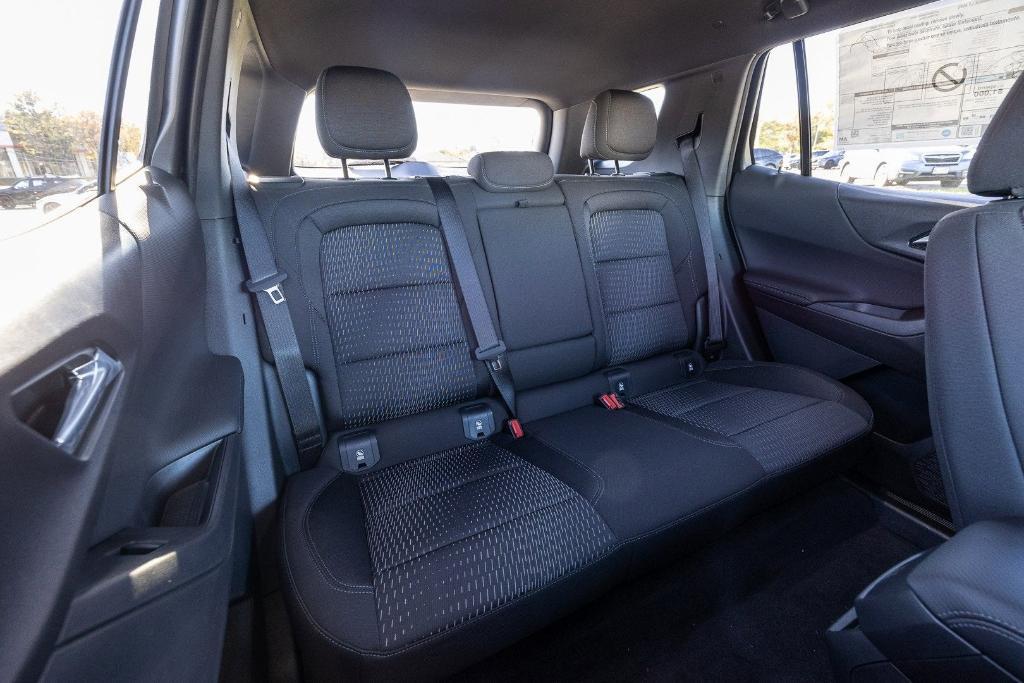 new 2026 Chevrolet Equinox car, priced at $29,000