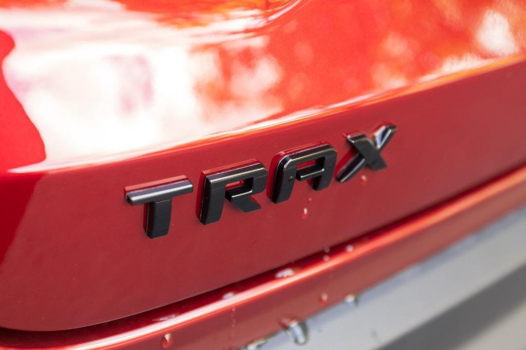 new 2025 Chevrolet Trax car, priced at $25,170