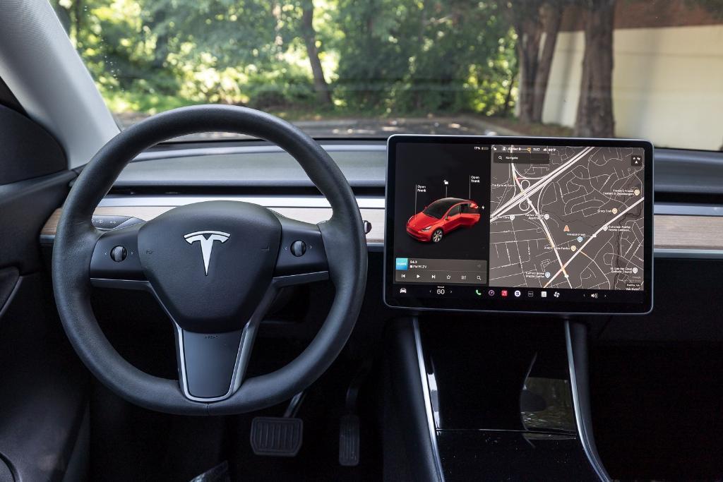 used 2021 Tesla Model Y car, priced at $27,500