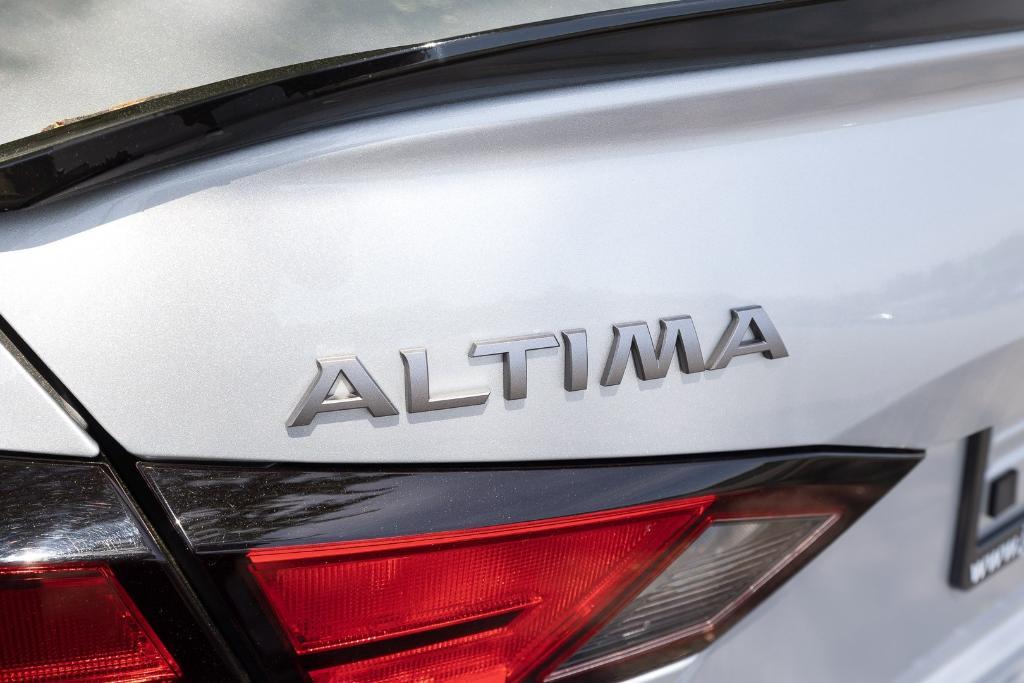 used 2023 Nissan Altima car, priced at $23,000