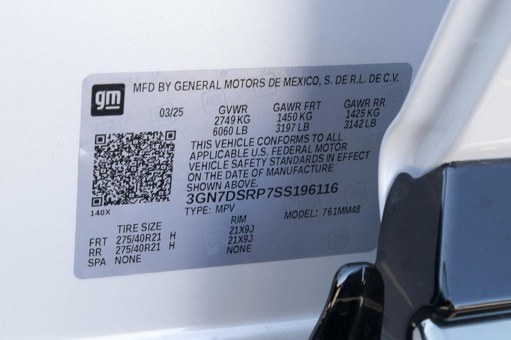 new 2025 Chevrolet Equinox EV car, priced at $38,056