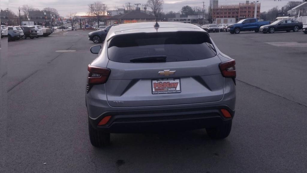 new 2025 Chevrolet Trax car, priced at $20,445