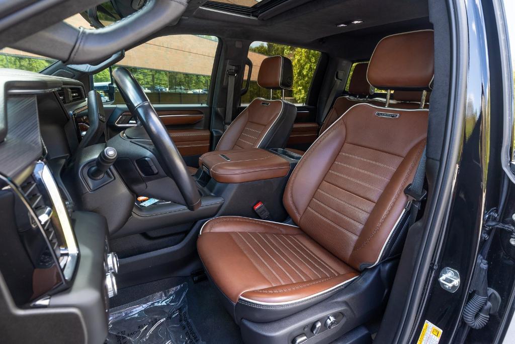 used 2024 GMC Sierra 2500 car, priced at $75,000