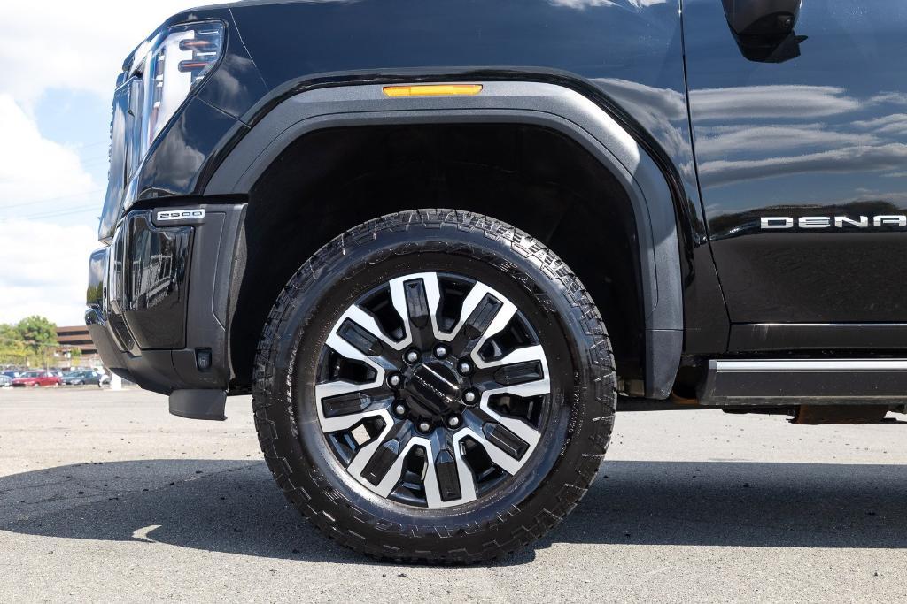 used 2024 GMC Sierra 2500 car, priced at $75,000