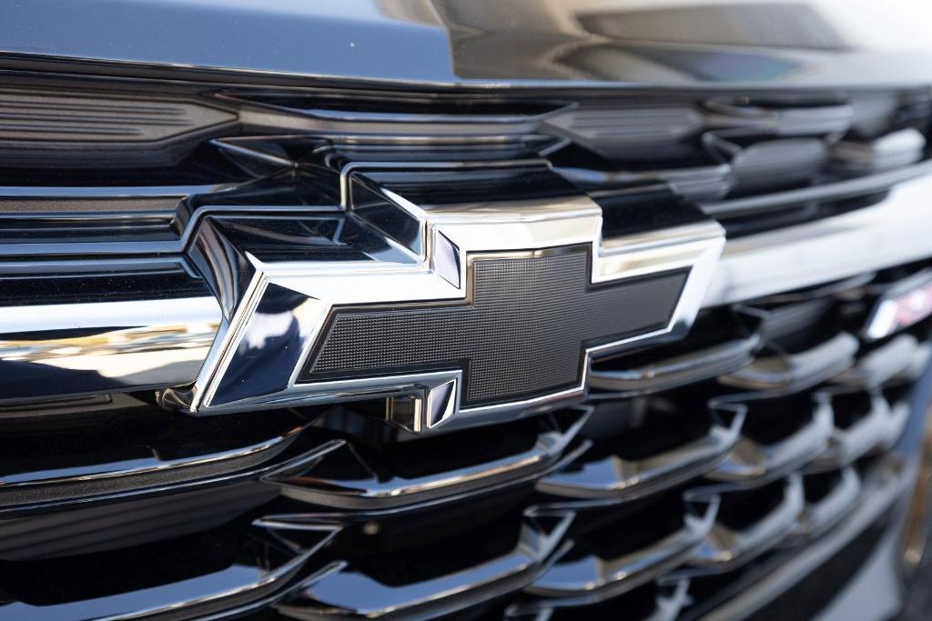 new 2026 Chevrolet Trax car, priced at $23,000