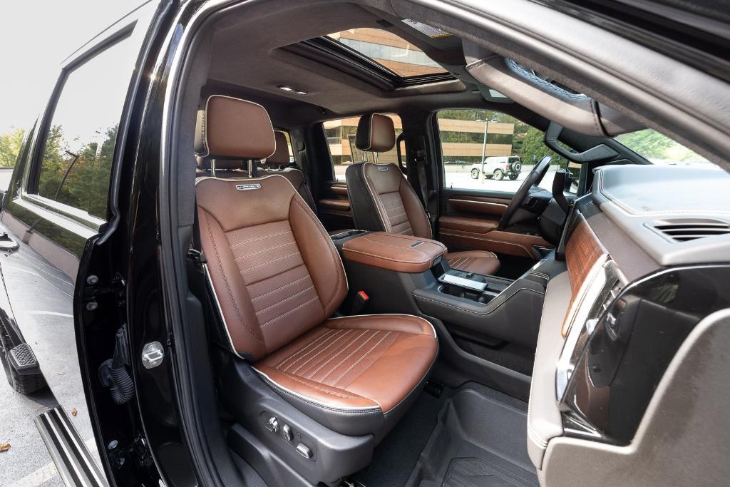 used 2024 GMC Sierra 2500 car, priced at $75,000