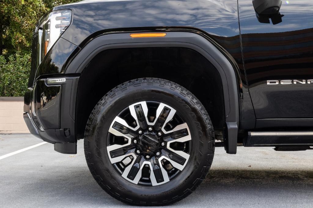 used 2024 GMC Sierra 2500 car, priced at $75,000