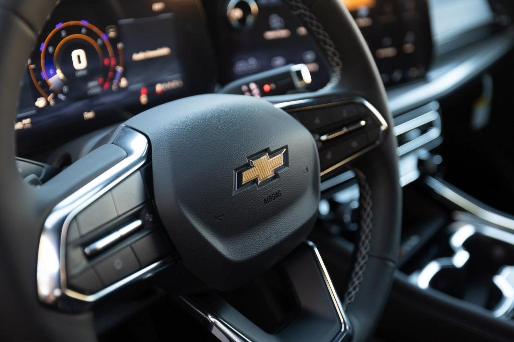 new 2026 Chevrolet Traverse car, priced at $45,471