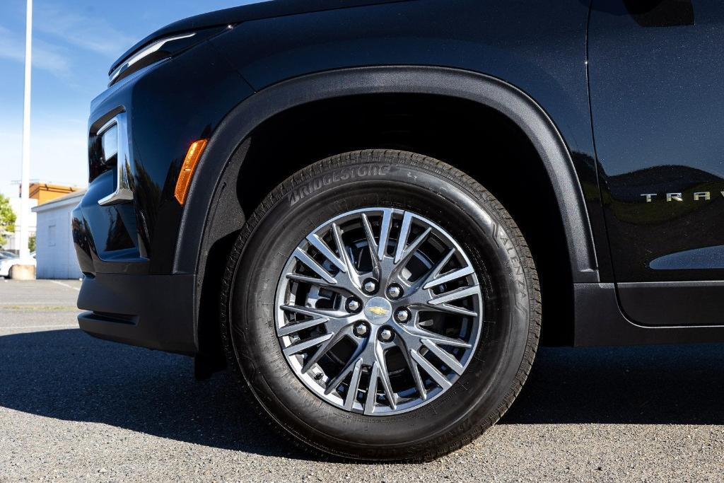 new 2026 Chevrolet Traverse car, priced at $45,471