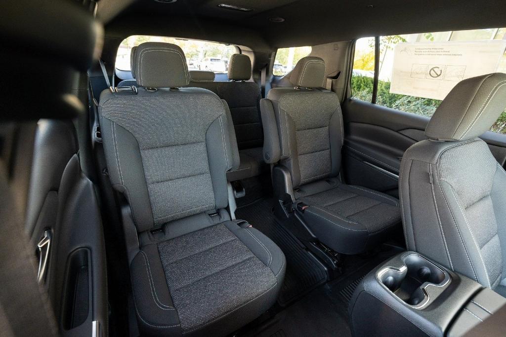 new 2026 Chevrolet Traverse car, priced at $45,471