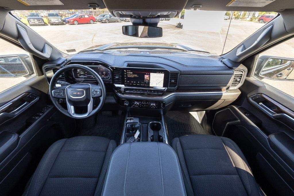 used 2023 GMC Sierra 1500 car, priced at $41,000