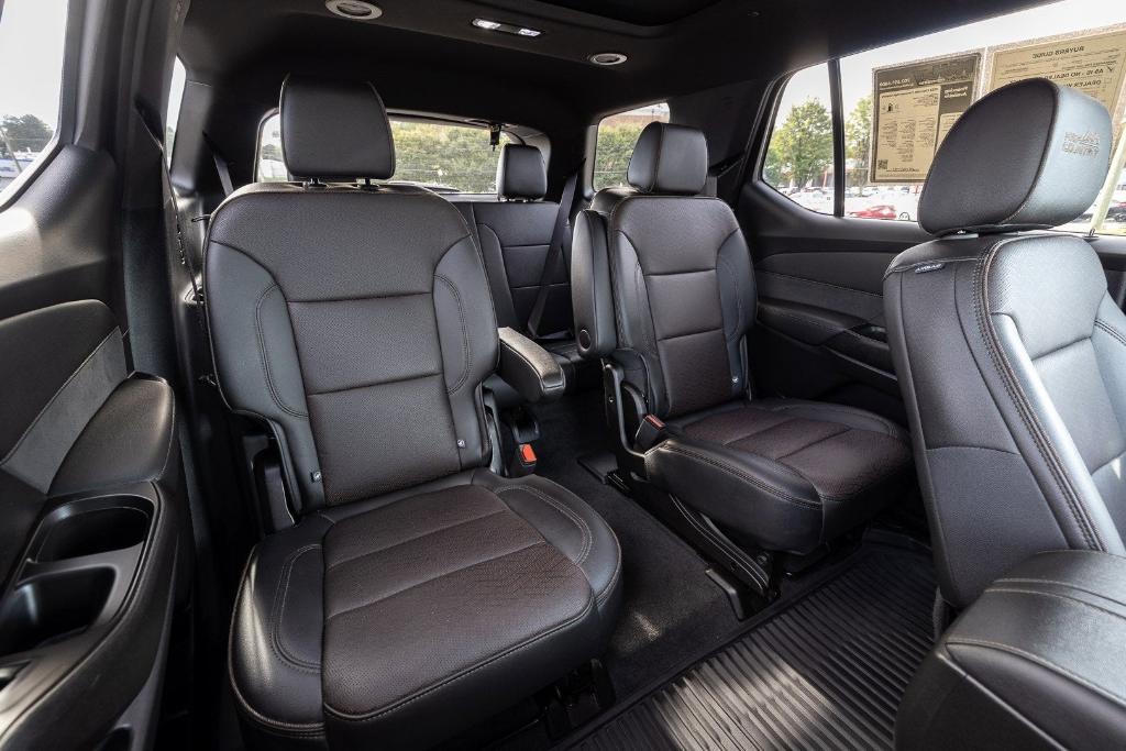 used 2023 Chevrolet Traverse car, priced at $38,800