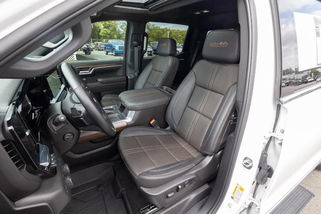 used 2025 Chevrolet Silverado 1500 car, priced at $62,000