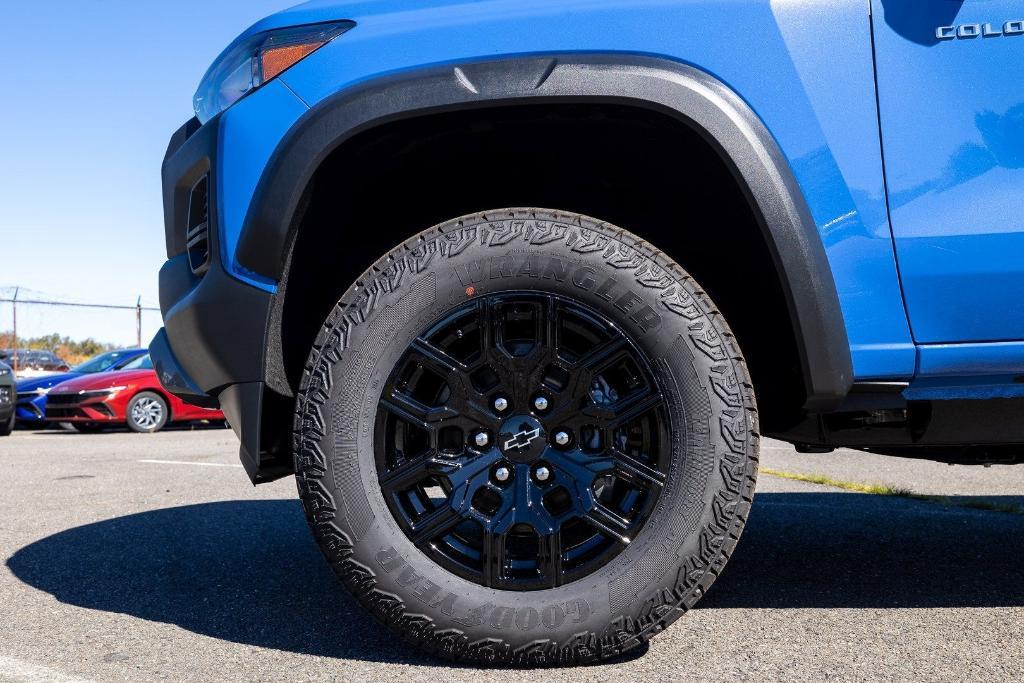 new 2026 Chevrolet Colorado car, priced at $44,895