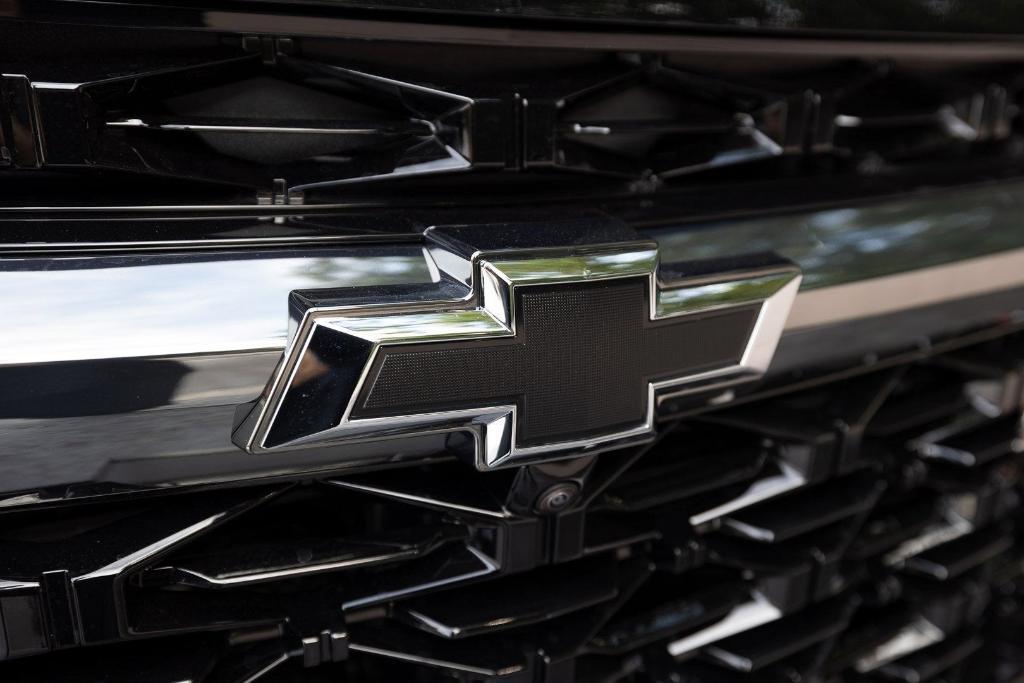new 2026 Chevrolet Traverse car, priced at $52,020
